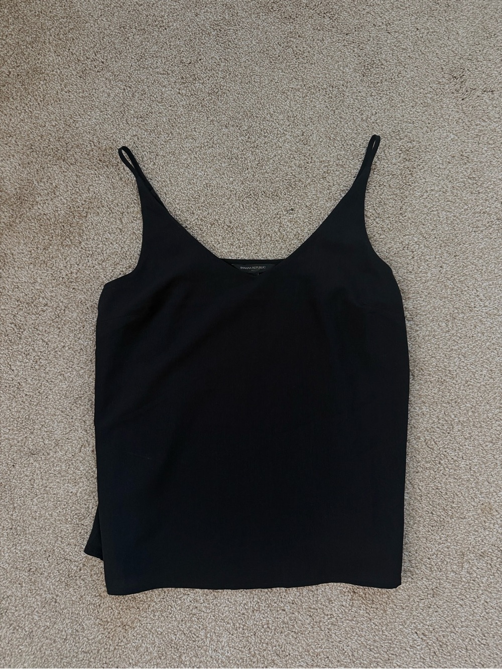 Banana Republic Black Women's V-Neck Camisole Top Size Medium Petite